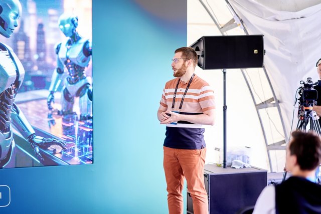 TCF_351_24-07-25 Large.jpeg